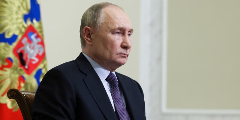 Le président russe Vladimir Poutine à Saint-Pétersbourg le 18 février 2025