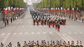 Masques et pass sanitaire: ce qu'il faut savoir si vous voulez voir le défilé du 14 Juillet sur les Champs-Elysées