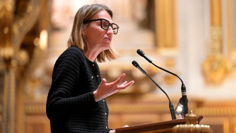 La ministre du Travail assure que la suppression d'un jour férié est 