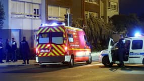 Les pompiers et les policiers sur le lieu du drame, le 30 mai 2015.
