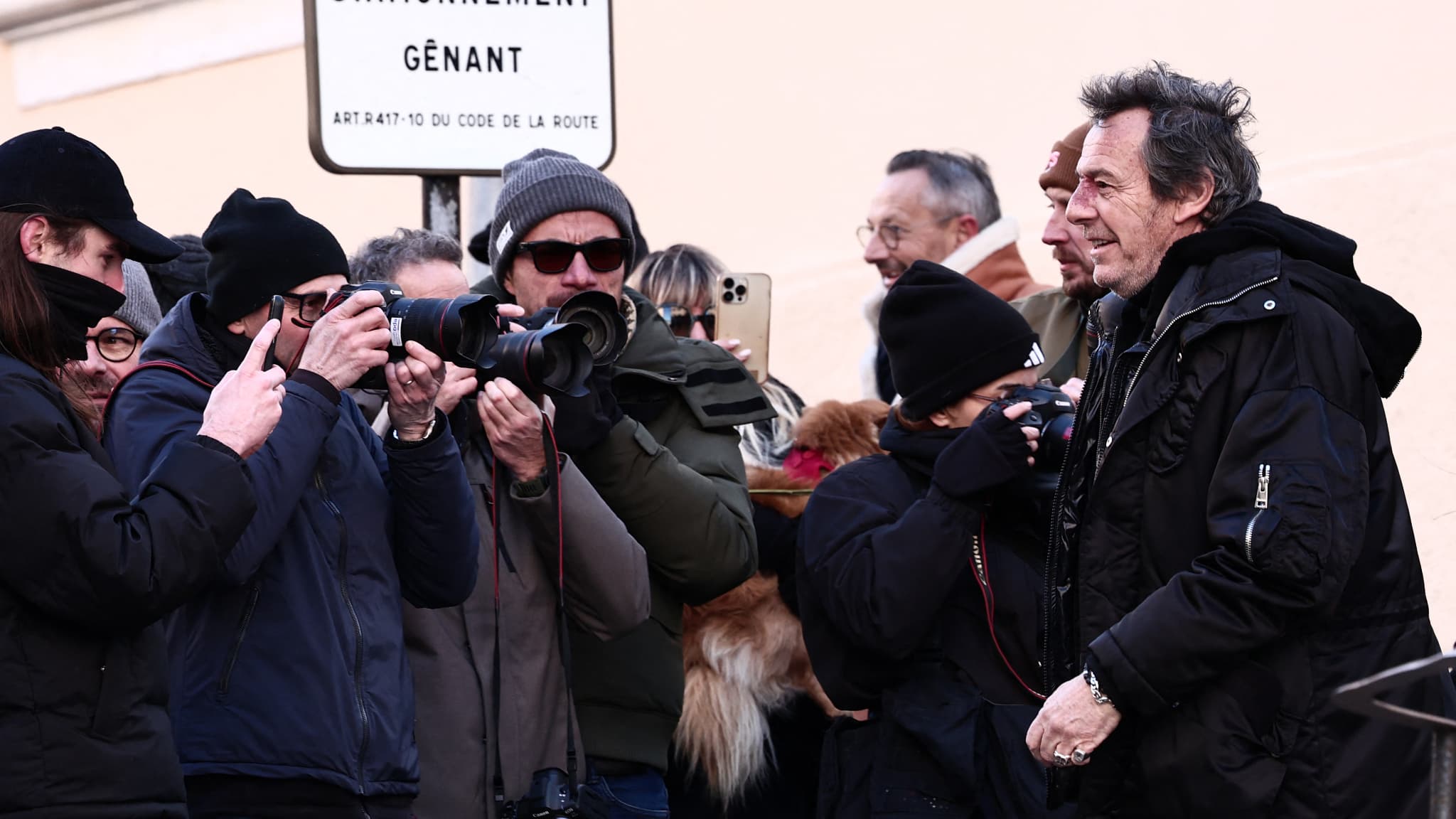 Jean-Luc Reichmann arrive aux obsèques de Bardot le 7 janvier 2026 Jean-Luc Reichmann arrive aux obsèques de Bardot le 7 janvier 2026