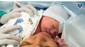 Pour payer la "ridicule" note de 39 dollars de son "peau contre peau" avec son bébé, Ryan Grassley  a lancée une campagne de financement participatif.