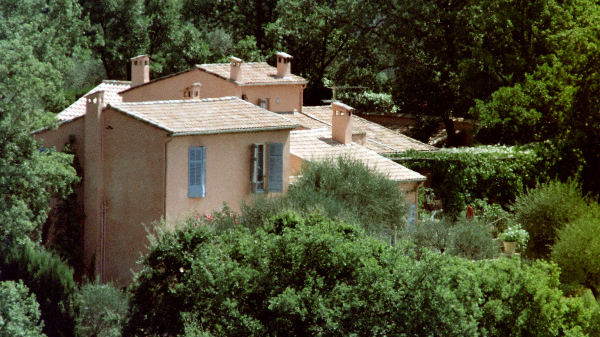 La résidence secondaire de la famille royale belge à Châteauneuf-Grasse dans les Alpes Maritimes