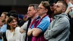 Des supporters d'Aston Villa lors du match face à l'Olympiakos, le 2 mai 2024