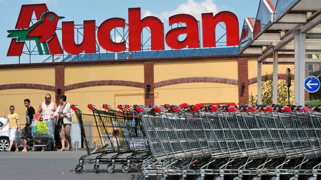 L'oiseau d'Auchan va se féminiser.