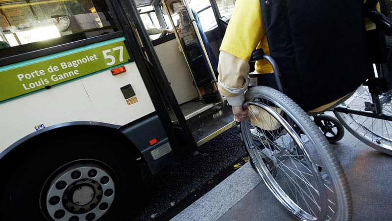 Les personnes handicapées passent le double ou le triple de temps en plus dans les transports en commun par rapport aux personnes valides
