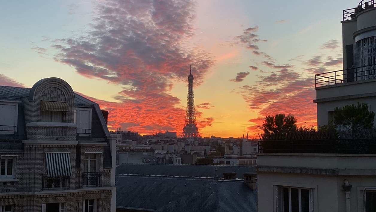 Photo prise avec l'appareil à focale resserrée Photo prise avec l'appareil à focale resserrée