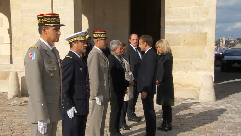 Emmanuel Macron aux Invalides, le 15 octobre 2021