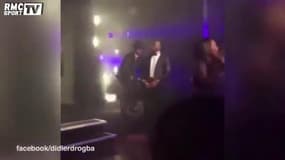Drogba et Hazard enflamment la piste avec Christina Milian