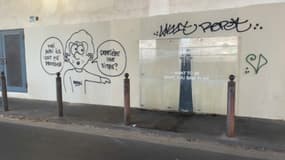 Une mystérieuse œuvre de "Banski" s'installe à côté du phare de Banksy à Marseille, le 21 août 2025.