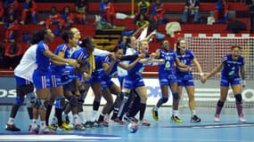 Les Bleues après leur succès face à la Corée