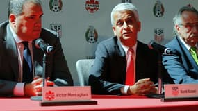 Les présidents des fédérations américaine, canadienne et mexicaine de football, réunis à New York pour officialiser leur candidature à l'organisation du Mondial 2026.