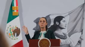 La présidente mexicaine Claudia Sheinbaum Pardo s'exprime lors d'une conférence de presse au sujet du nouveau superordinateur mexicain "Coatlicue", le premier en Amérique latine, doté d'une grande capacité de traitement de données, à Mexico, au Mexique, le 26 novembre 2025