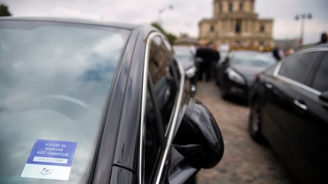 Le chauffeur a frappé ses deux clients après les avoir ordonné de sortir de sa voiture