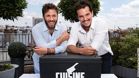 Julien Duboué et Juan Arbelaez, les deux jeunes chefs aux commandes du nouveau programme culinaire de TMC.