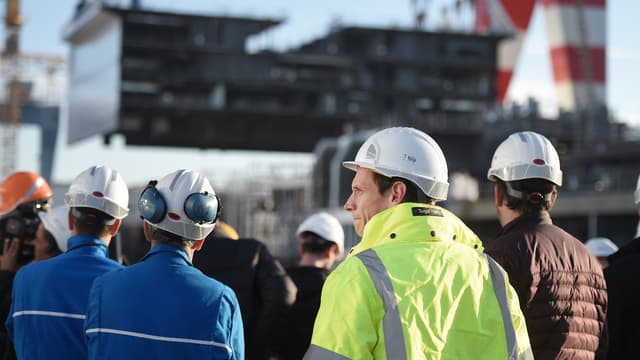 Les formateurs sont des salariés des Chantiers, reconnus pour leurs compétences techniques, ayant entre 10 et 20 ans d'expérience.