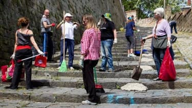 Le 15 septembre, ce sera le World Clean Up: une journée pour nettoyer la planète. 100 pays sont mobilisés (illustration en Italie en 2012)