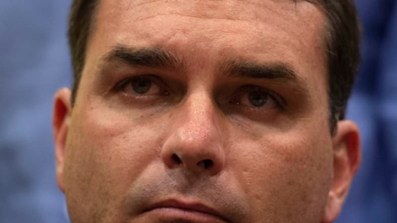 "Le Trump 2.0 est bien meilleur": le fils de l'ex-président du Brésil Jair Bolsonaro fait l'éloge de son homologue américain