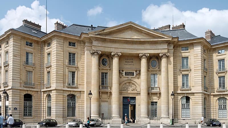 Les abords de l'Université Panthéon-Sorbonne, du prestige en proie aux termites