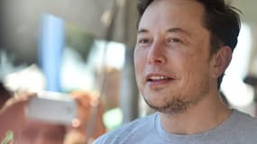 "C'est peut-être mièvre mais, pour moi, l'amour est la réponse. Passez plus de temps avec vos amis et moins de temps sur les réseaux sociaux", a déclaré le patron de Tesla.