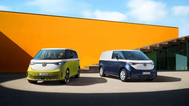Volkswagen a dévoilé ce mercredi la version de série de l'ID.Buzz, sa version revisitée et électrique du Combi. 
