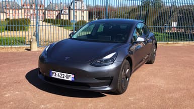 La version "Autonomie Standard Plus" (ou SR+) de la Model 3.