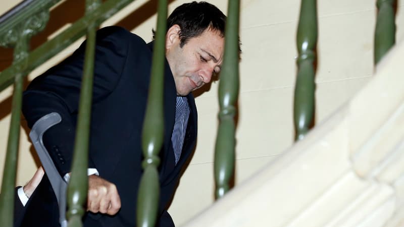 Ian Griffin, accusé du meurtre de sa compagne dans une chambre du palace parisien Le Bristol en mai 2009 est apparu affaibli et confus, au premier jour de son procès, ce 1er décembre 2014.