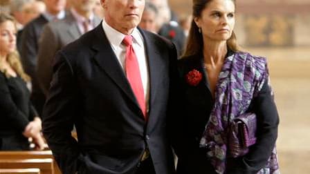 La journaliste Maria Shriver a engagé vendredi une procédure de divorce d'avec son mari Arnold Schwarzenegger, acteur et ex-gouverneur de Californie, dont elle était d'ores et déjà séparée. /Photo d'archives/REUTERS/Reed Saxon/Pool