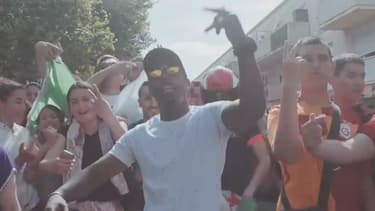 Ce clip, intitulé "Billet", a été vivement condamné jeudi par la préfecture des Pyrénées-Orientales