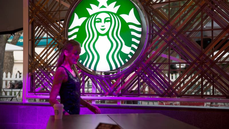 Starbucks va distribuer 25 milliards de dollars à ses actionnaires. 