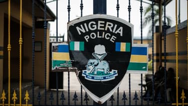 L'emblème de la police nigériane, photographié en février 2019 à Port Harcourt.