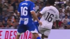 Endrick échappe au rouge pour ce coup sur Mourino lors de Real-Alavès (3-2, Liga), le 24 septembre 2024