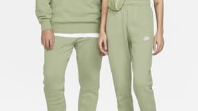 Le célèbre pantalon Nike Sportswear Club Fleece profite d'un petit prix sur le site officiel