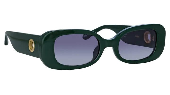 Les lunettes de soleil Lola par Linda Farrow. Les lunettes de soleil Lola par Linda Farrow.