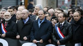 Robert Hue, Jean-Michel Baylet, Jean-Christophe Cambadélis, Jean-Christophe Lagarde et Jean-François Copé le 11 janvier 2015 à Paris