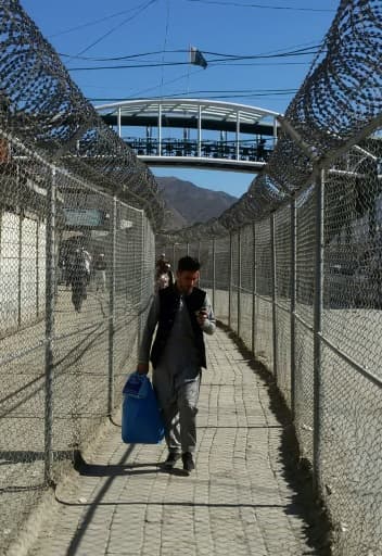 La frontière Afghanistan-Pakistan près de la passe de Khyber, le 9 février 2017 La frontière Afghanistan-Pakistan près de la passe de Khyber, le 9 février 2017
