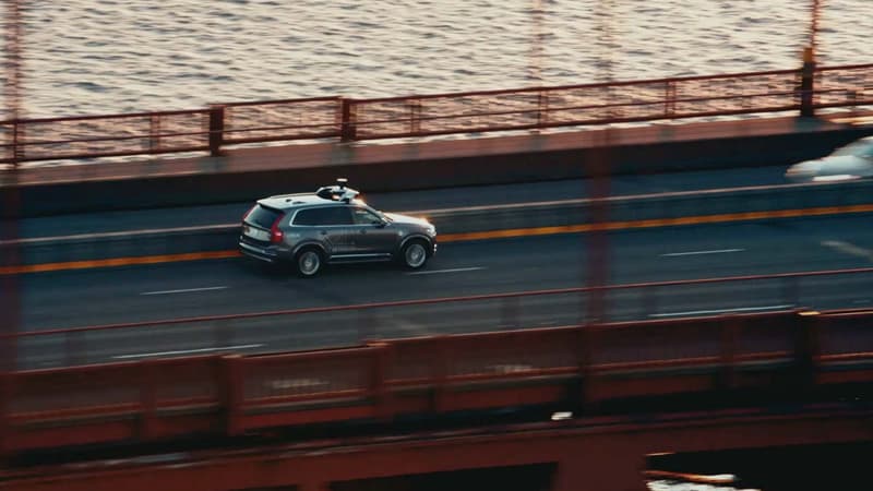 Uber teste depuis 2016 des voitures autonomes en partenariat avec Volvo.