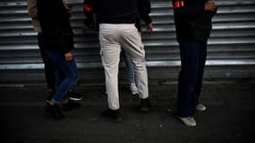 Les contrôles d'identité ont augmenté de 10% entre 2016 et 2024 pour atteindre un quart de la population française, selon une enquête du Défenseur des droits