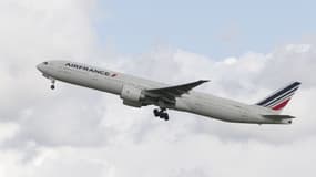 Un Boeing 777 de la compagnie Air France a dû atterrir mardi en Russie suite à un incident moteur.
