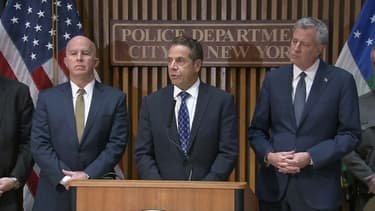 Andrew Cuomo, gouverneur de New York, devant la presse.