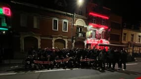 Les ultras sévillans du groupe Biris Norte à Lille, le 11 décembre 2023