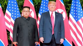 Donald Trump et Kim Jong-Un lors d'un sommet historique à Singapour le 12 juin 2018