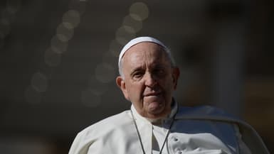 Le pape François lors de son audience hebdomadaire sur la place Saint-Pierre au Vatican, le 8 novembre 2023