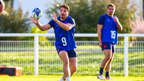 Antoine Dupont à l'entraînement des Bleus, le 10 octobre 2023