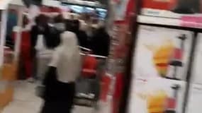 Nutella en promotion : émeute à l'Intermarché de Sainte-Livrade-sur-Lot - Témoins BFMTV