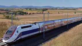 La SNCF lancera le 3 juillet 2016 la 2ème phase du TGV Est, 106 km de ligne nouvelle à grande vitesse, neuf ans après la mise en service de la ligne en juin 2007.