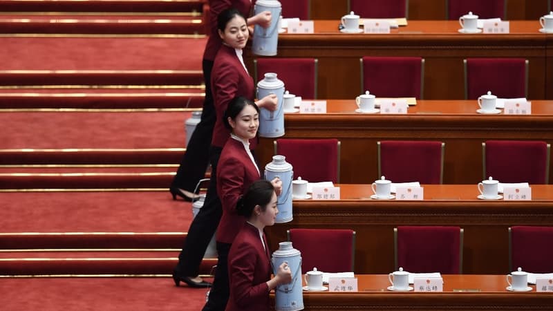 Une base de données facilement accessible comprenait les coordonnées de près de deux millions de Chinoises.