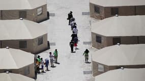 Des enfants détenus dans un camps de rétention à Tornillo au Texas, en juin 2018. (Photo d'illustration)