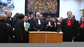 Les avocats du barreau d'Angers interrompent le procès Bonnemaison