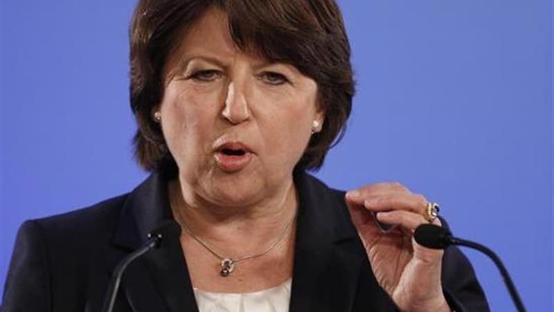 Martine Aubry a répété vendredi sur Europe 1 qu'elle ne briguerait pas sa propre succession à la tête du Parti socialiste lors du congrès prévu fin octobre, à condition que tout se passe comme elle le souhaite, avec notamment l'émergence d'une nouvelle éq